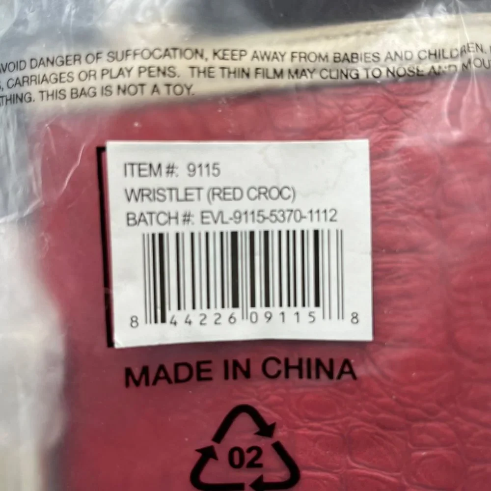 Miche‎ Wristlet Red Croc Wallet Red White Trim New in Package